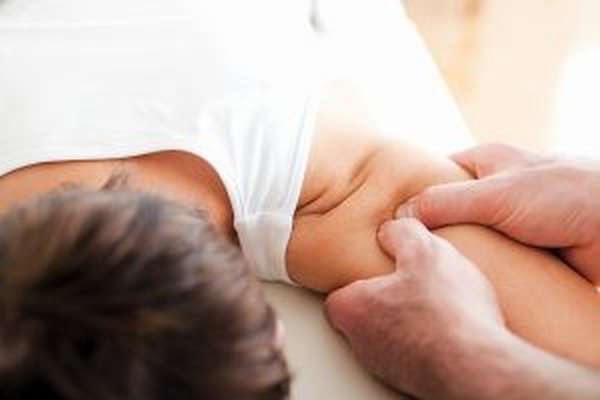 Можно ли делать массаж при остеопорозе?